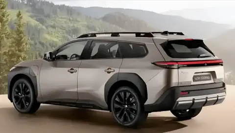 新RAV4越野版实拍：黑化外观+全液晶仪表，家用SUV还能这么玩？