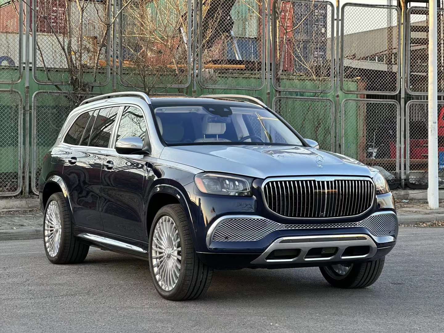 2026款迈巴赫GLS600 极品豪车备受瞩目